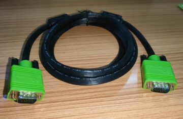 OneApple VGA TO VGA Cable – HD15 Pin Male-to-Male (1.8m)